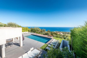 Vue panoramique sur la baie de St Tropez